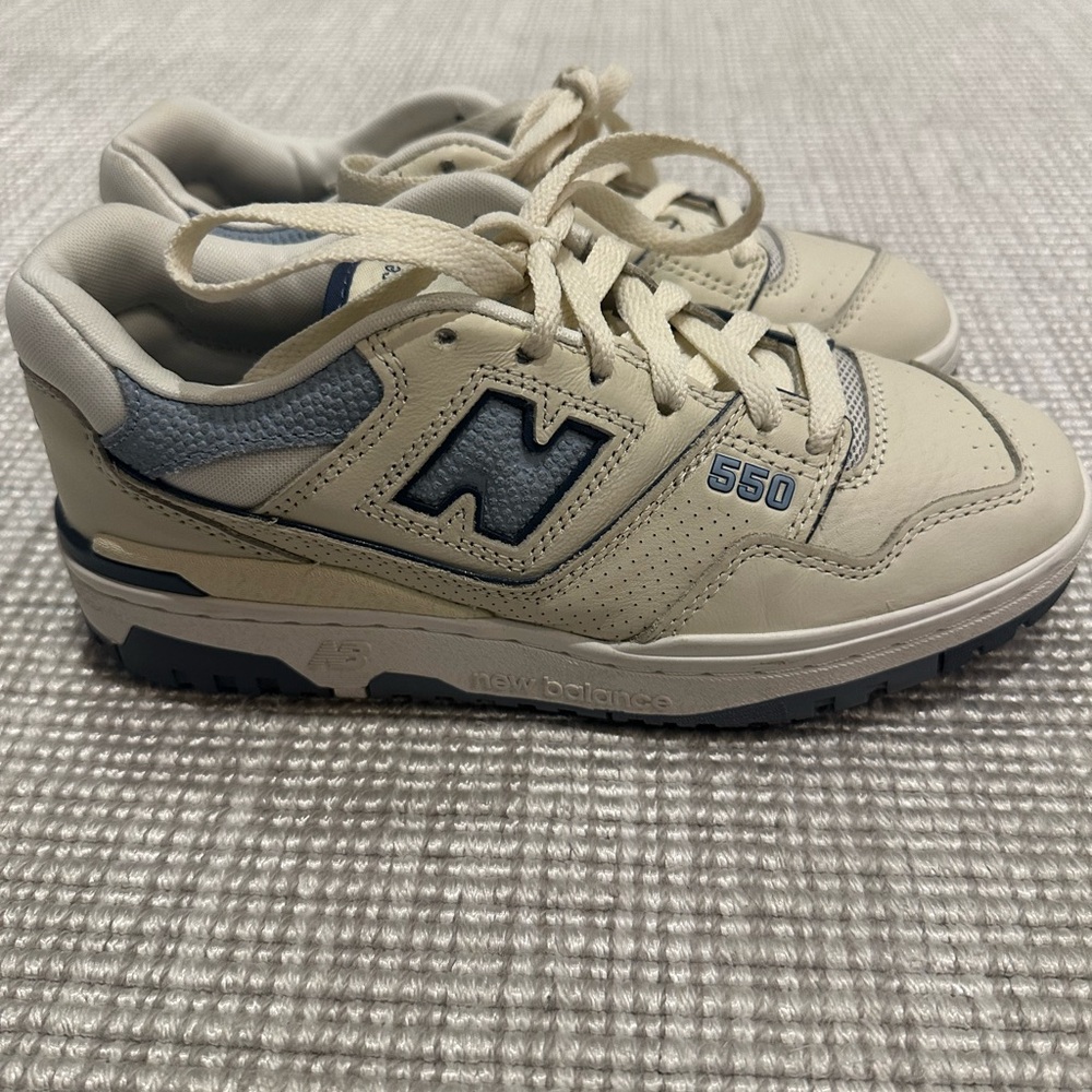 New Balance • 550s  • Boys 5/ Women 7
